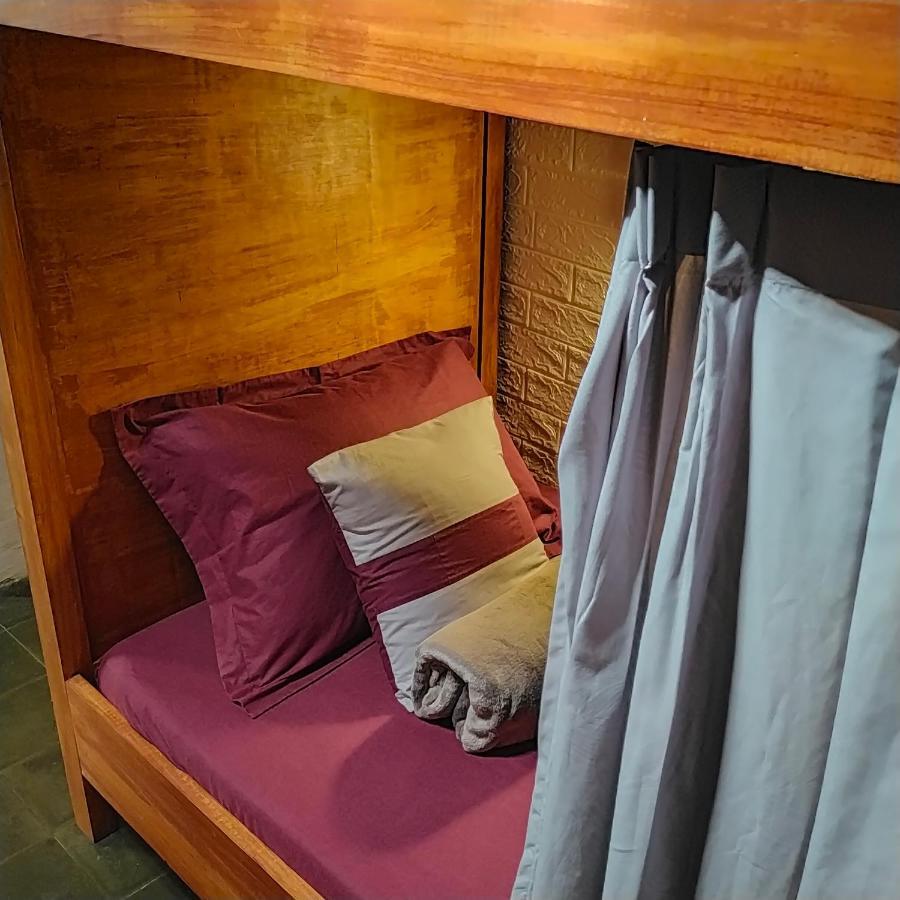 Semeru Hostel Malang (Adults Only) Zewnętrze zdjęcie
